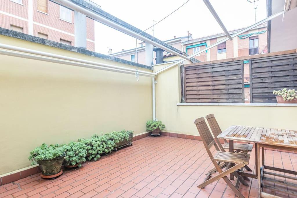 Appartement Tiarini 14 à Bologne Extérieur photo